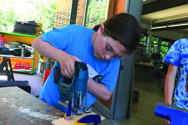 tudents work with a range of materials each day as they develop STEM-oriented projects in the makerspace at Marin Country Day School in Northern California. The school initially created the space for an after-school club.