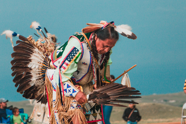 Many school districts are expanding instruction in Native American history, according to a report that also found many curriculums deficient.