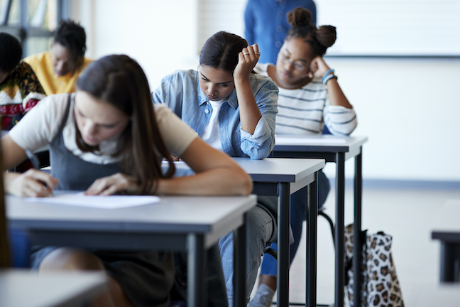 TV coverage of achievement gaps leaves viewers with stereotypes that black Americans lack education and are less competent than white students, a new study has found. GettyImages.com/Klaus Vedfelt)